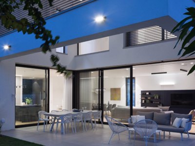 קליל Slim 9400 דלת הזזה אבן יהודה סלון+מטבח מבט מבחוץ שחור