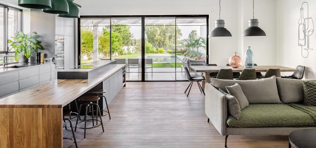 קליל באוהאוס 7600 דלתות הזזה יציאה לגינה