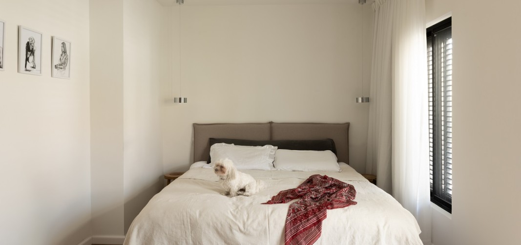 חלונות הזזה לחדר השינה בסגנון מינימלי מסדרת FINE 1400 של קליל