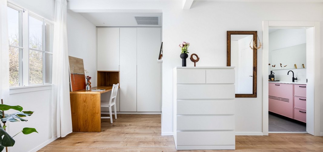 חלונות הזזה למפתחים קטנים מסדרת 1600 באוהאוס של קליל