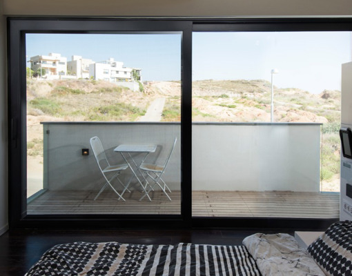 קליל בולד 2200 דלת הזזה אירוס  חדר שינה שחור