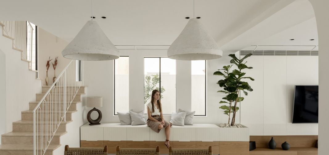 מקסימום אור טבעי נוף ואוויר בבית עם סדרת חלונות מינימל FINE 1400 של קליל