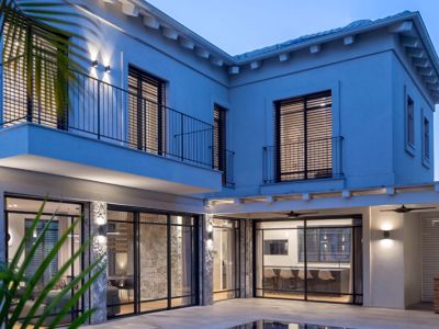 קליל בלגי 7300 דלת הזזה מטבח + סלון + ק.ראשונה מבט מבחוץ שחור