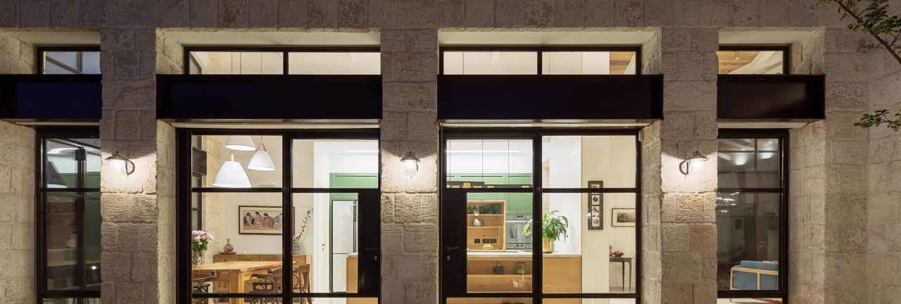קליל באוהאוס 7600 5600 דלת חלון הזזה ציר קבוע תלמי מנשה בלון וחלל כפול פינת אוכל