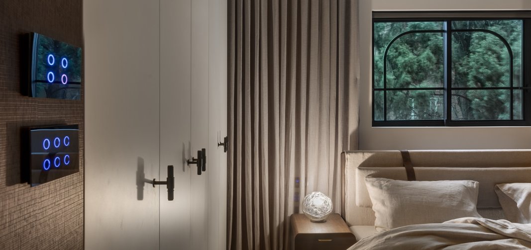 סדרות 4100 ו7100 לשילוב של קשתות רכות ועיצוב חם לחדר השינה בסגנון בלגי ארט של קליל