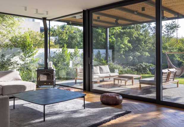 קליל BOLD 2200 דלתות הזזה שחור סלון חרוצים