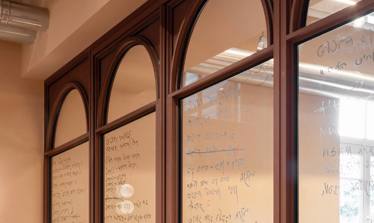 קליל באוהאוס 5600 דלתות הזזה קפה נומנה אלברט אסקולה (1)