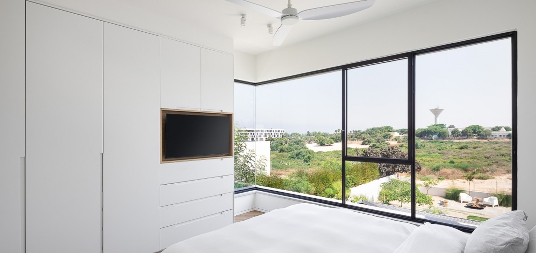 חדר שינה באוהאוס דלתות בפתיחת ציר 5600