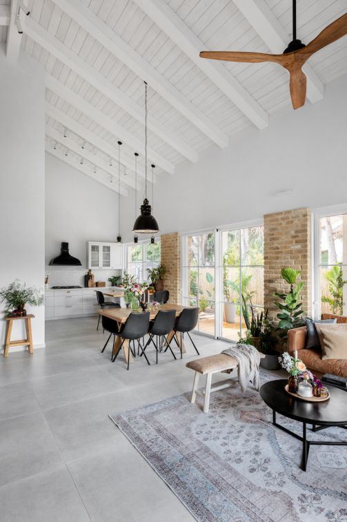 סלון ופינת אוכל 7600 5600 באוהאוס לבן קליל