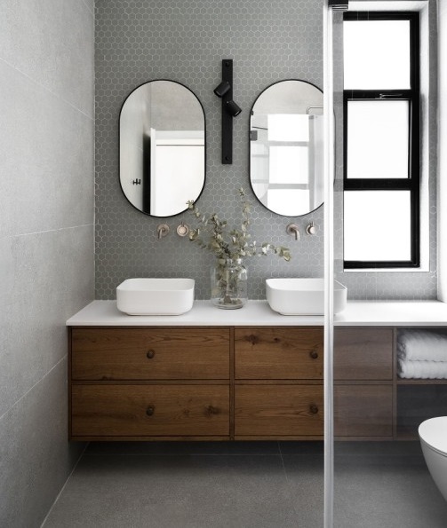 חדר שירותים חלונות מסדרת 5600 מבית קליל