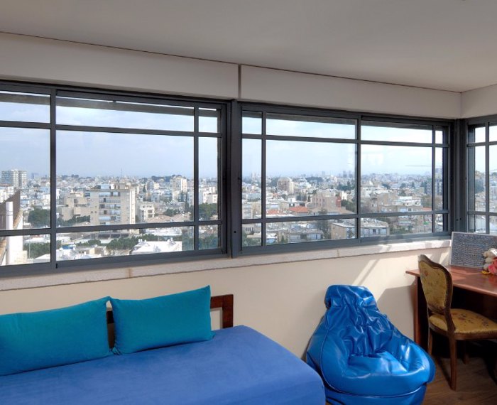 קליל בלגי 1700 חלון הזזה רמת גן בלגי חדר שינה