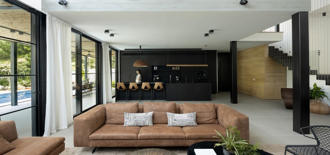 7600  קליל באוהאוס חלל מרכזי